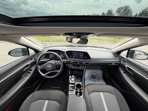 Used 2020 Hyundai Sonata SEL w/ Convenience + Sunroof Package FWD image 13