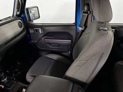 Used 2024 Jeep Gladiator Sport image 20