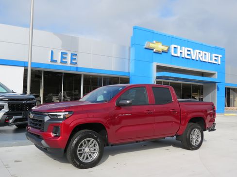 New 2025 Chevrolet Colorado LT w/ LT Convenience Package image 1