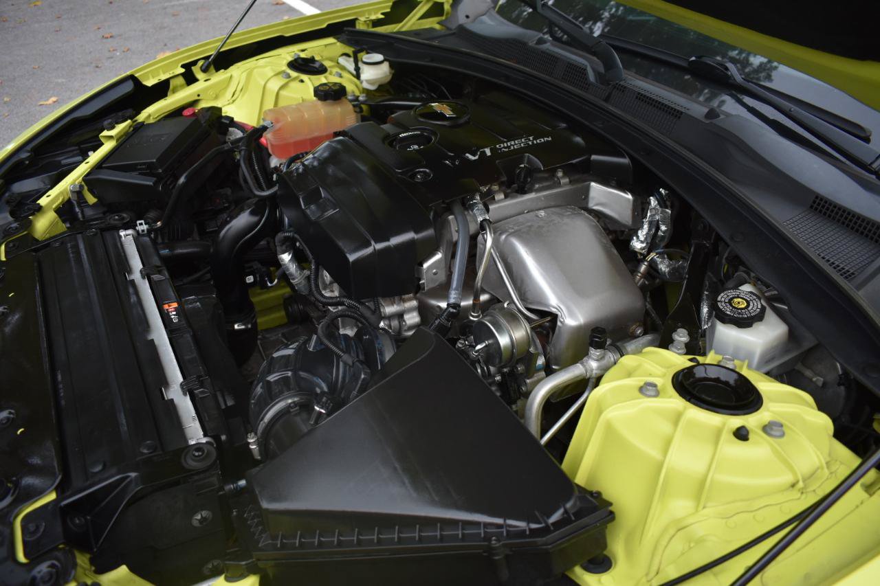 Used 2021 Chevrolet Camaro LT w/ RS Package RWD image 31