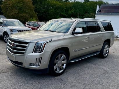 Used 2017 Cadillac Escalade ESV Luxury