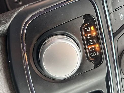 Used 2016 Chrysler 200 S image 23