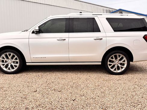 Certified 2018 Ford Expedition Max Platinum image 11