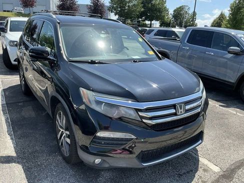 Used 2016 Honda Pilot Touring image 3