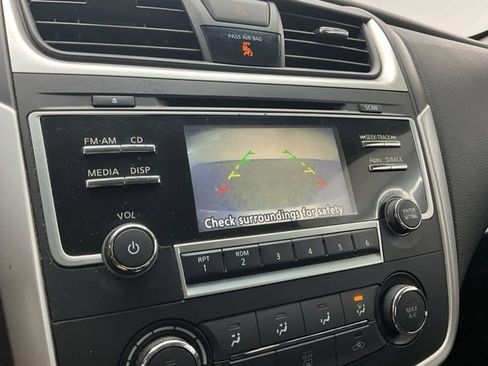 Used 2016 Nissan Altima 2.5 S w/ Power Driver Seat Package image 4