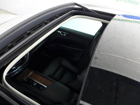 Used 2023 Volvo XC60 B5 Plus w/ Climate Package AWD/4WD image 59