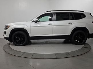 New 2026 Volkswagen Atlas SE video 2