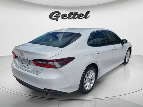 Used 2024 Toyota Camry LE FWD image 5