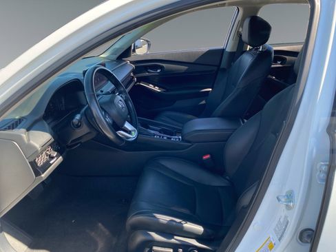 Used 2023 Honda Accord Touring image 9