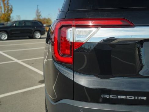 Used 2022 GMC Acadia SLE w/ Driver Convenience Package image 42