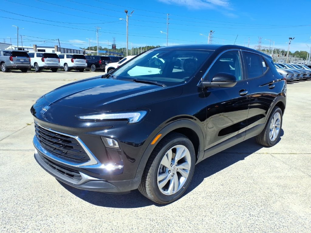 New 2026 Buick Encore GX Preferred w/ Comfort Package FWD image 3