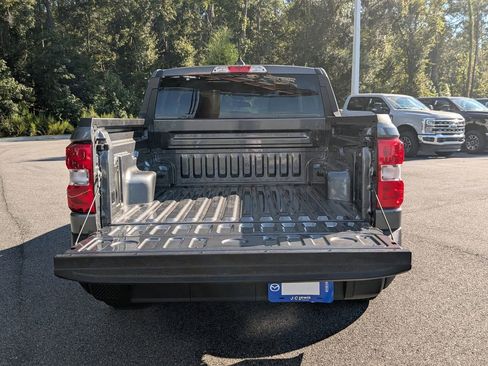 New 2025 Ford Maverick XL image 13