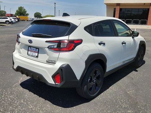 Used 2024 Subaru Crosstrek 2.0i image 4