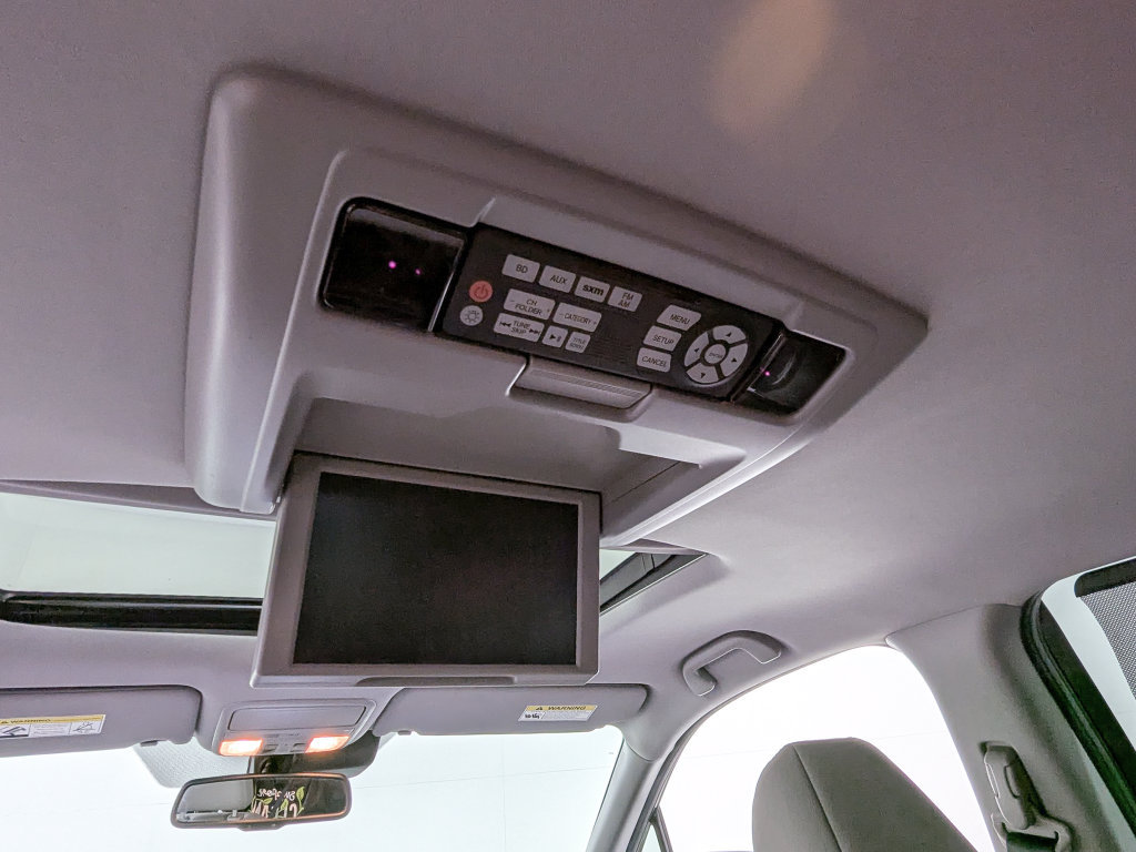 Used 2017 Honda Pilot Touring image 18