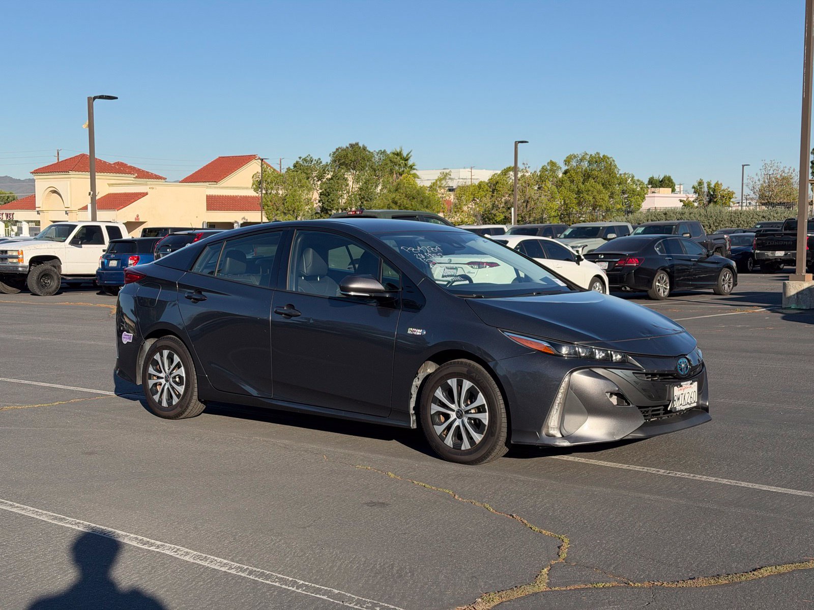 Used 2020 Toyota Prius Prime XLE w/ Carpet Mat Package FWD image 2