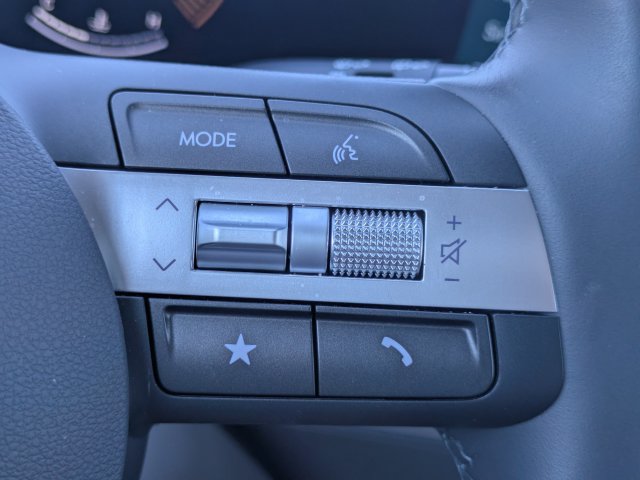 Used 2026 Hyundai Kona SEL Sport FWD image 25