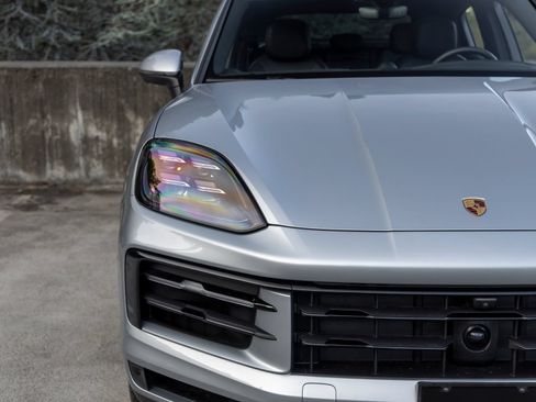 Certified 2026 Porsche Cayenne Coupe AWD/4WD image 14