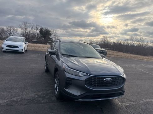 Used 2026 Ford Escape ST-Line image 23