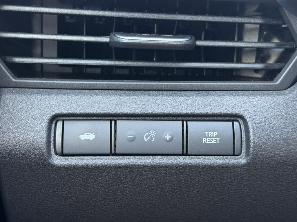 Used 2026 Nissan Altima 2.5 SR FWD image 19