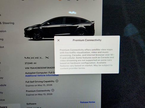 Used 2022 Tesla Model X AWD w/ 6 Seat Interior image 17