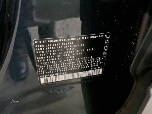 Used 2019 Volkswagen Tiguan SE w/ Panoramic Sunroof Package image 61