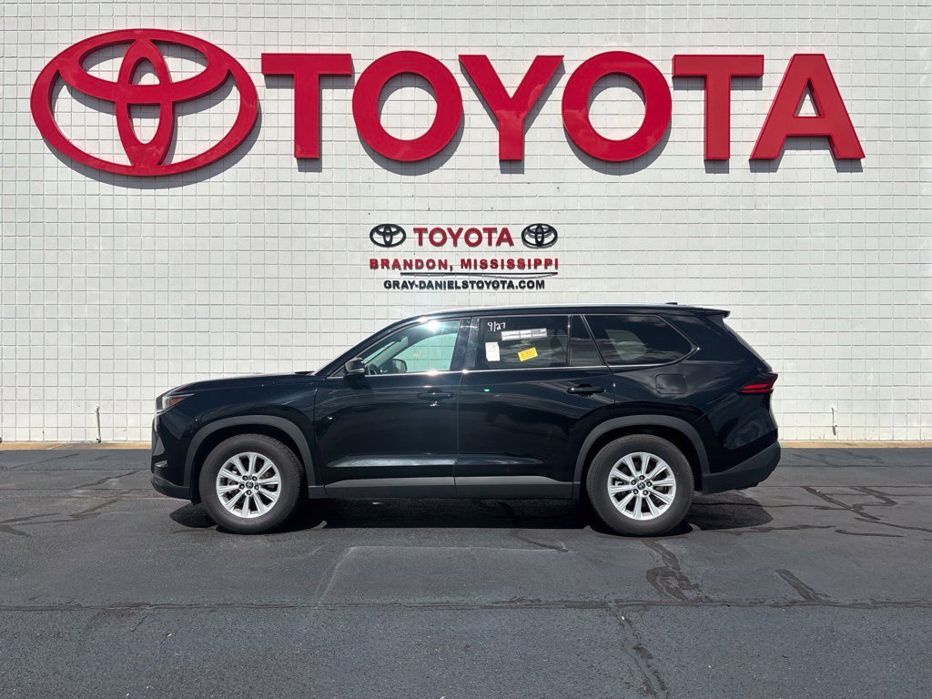 Used 2025 Toyota Grand Highlander FWD image 5