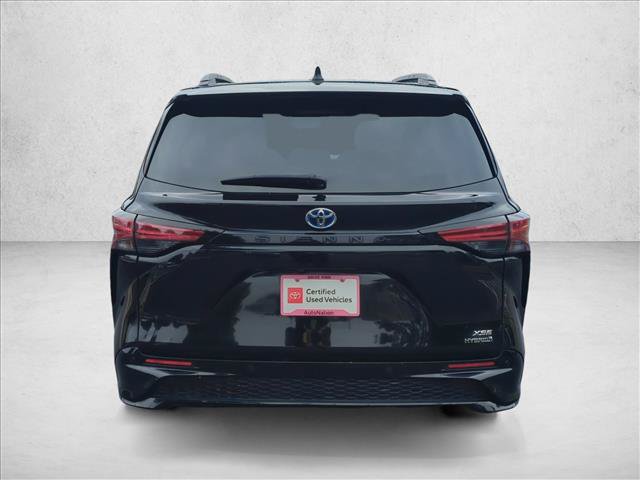 Certified 2024 Toyota Sienna XSE w/ XSE Plus Package FWD image 7