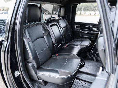 Used 2019 RAM 2500 Laramie AWD/4WD image 38