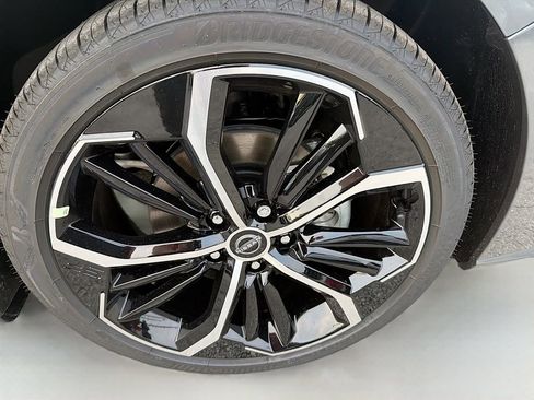 New 2025 Nissan Altima 2.5 SR image 28