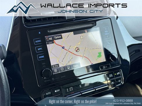 Used 2016 Toyota Prius Three w/ Advanced Technology Package image 27