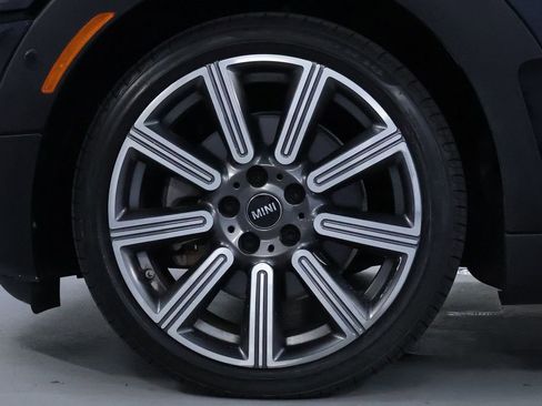 Used 2022 MINI Cooper Clubman S image 36