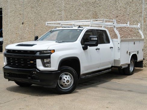 Used 2021 Chevrolet Silverado 3500 W/T w/ WT Convenience Package AWD/4WD image 2
