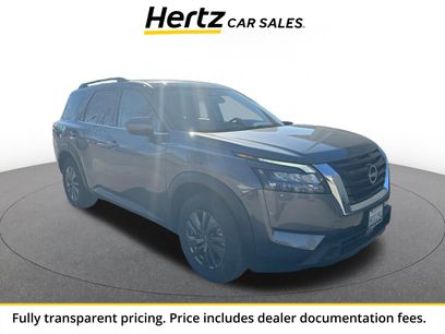 Used 2025 Nissan Pathfinder SV