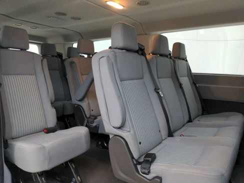 Used 2019 Ford Transit 350 XLT image 34