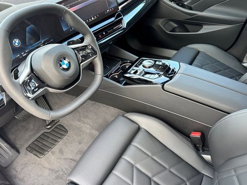 New 2026 BMW 530i xDrive image 4