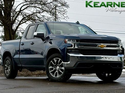 Used 2022 Chevrolet Silverado 1500 LT image 1