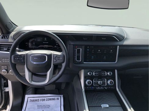 Used 2024 GMC Yukon XL Denali AWD/4WD image 50