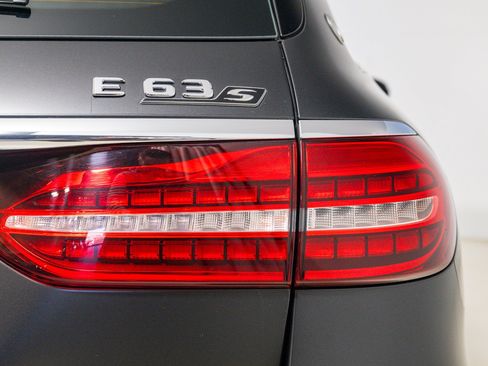 Used 2023 Mercedes-Benz E 63 AMG S image 50