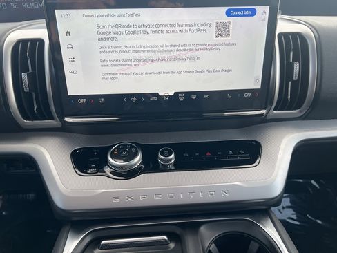 New 2025 Ford Expedition Active image 28