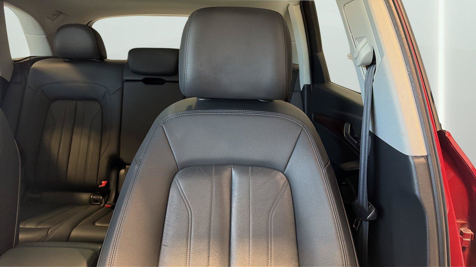 Used 2018 Audi Q5 2.0T Premium Plus w/ Premium Plus Package AWD/4WD image 28