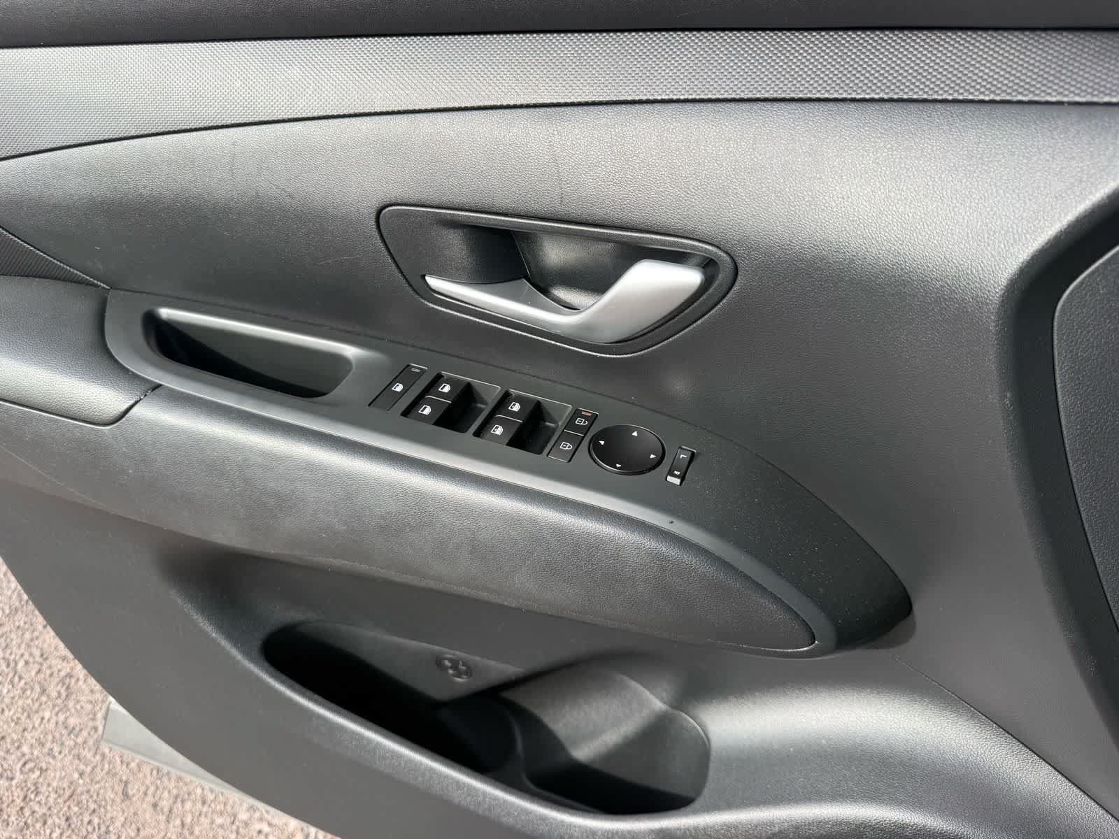 Used 2025 Hyundai Tucson SEL AWD/4WD image 18