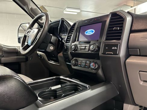 Used 2021 Ford F250 XLT w/ XLT Premium Package image 19