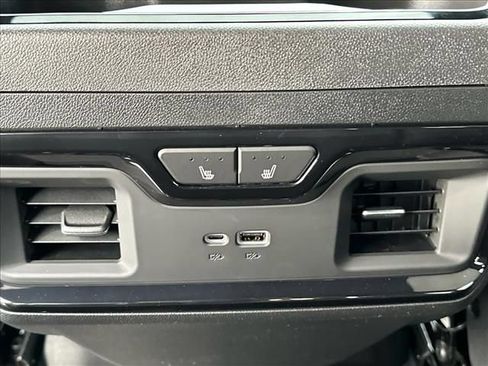 New 2026 GMC Sierra 2500 AT4 w/ AT4 Premium Plus Package AWD/4WD image 23