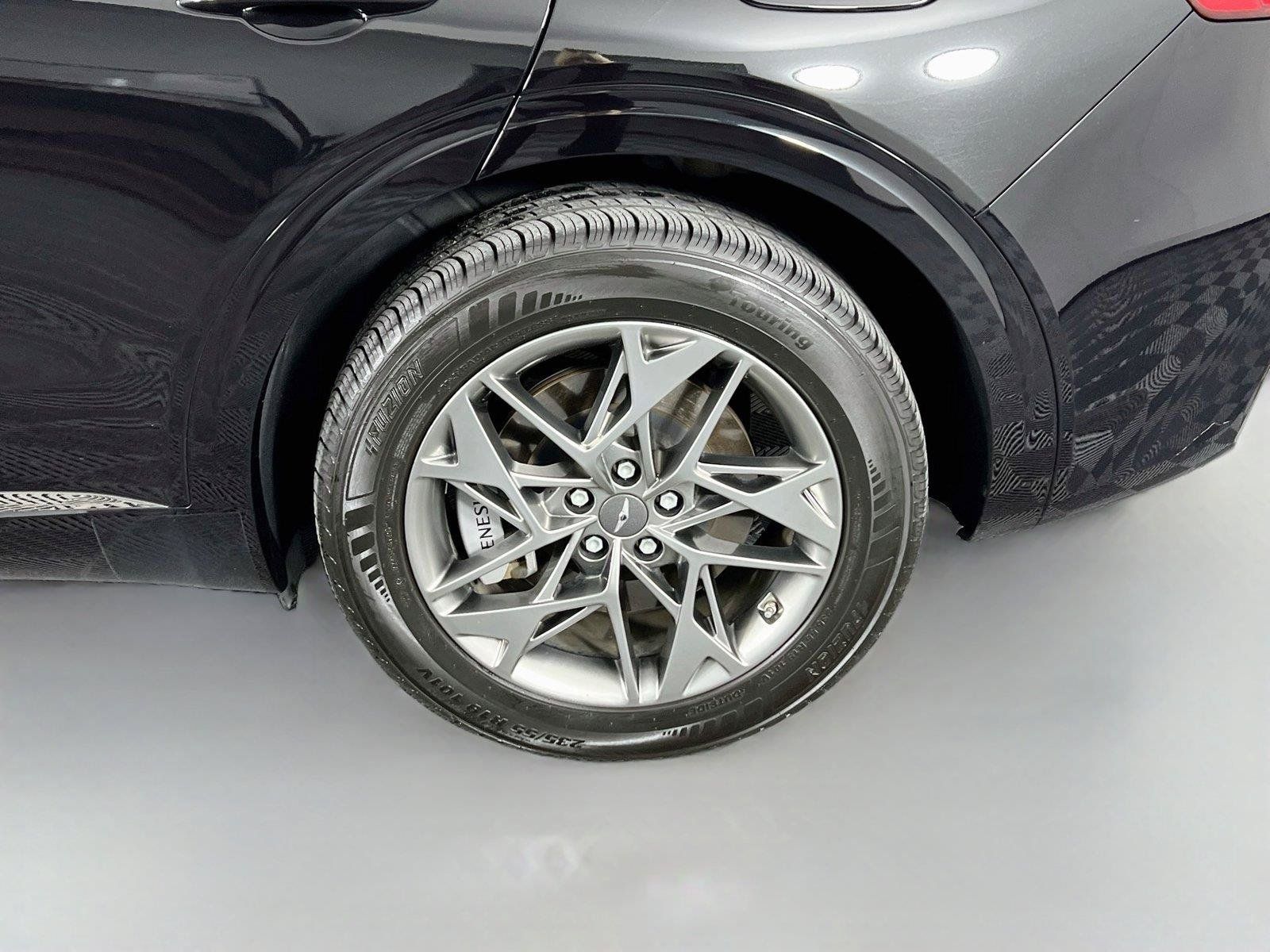 Used 2024 Genesis GV70 2.5T w/ Advanced Package AWD/4WD image 31