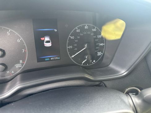 Used 2023 Toyota Corolla SE FWD image 8