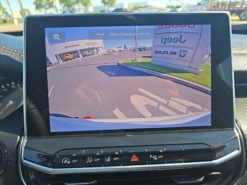 New 2026 Jeep Compass Trailhawk w/ Trailer Tow Group image 39