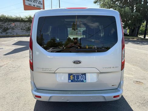 Used 2016 Ford Transit Connect Titanium FWD image 4
