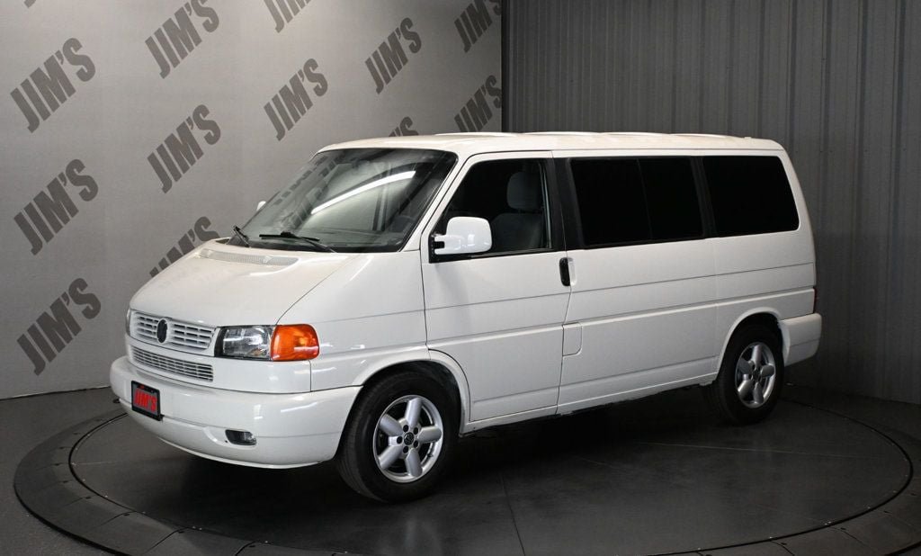 Used 2002 Volkswagen Eurovan MV FWD image 1
