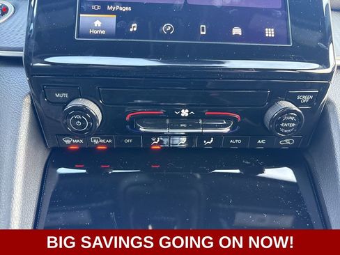 New 2025 Jeep Grand Cherokee L Laredo image 31