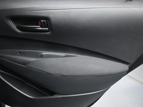 Used 2022 Toyota Corolla LE image 24